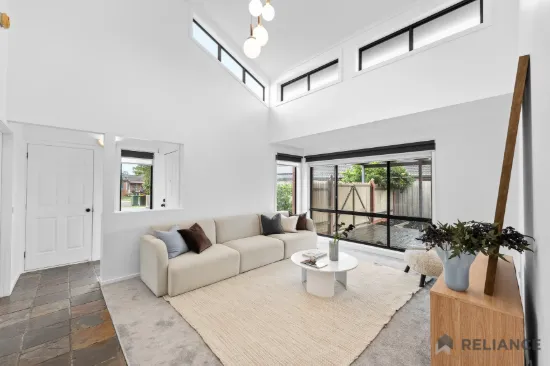 7 Dymock Court, Craigieburn, Vic 3064-Image