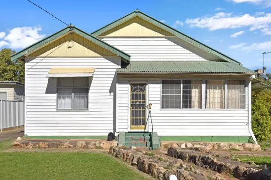 7 Eighth Divison Memorial Avenue, Gunnedah, NSW 2380