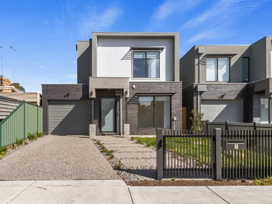 7 Epping St, Hadfield, Vic 3046
