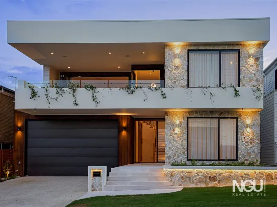 7 Falkirk Way, Spring Mountain, Qld 4300