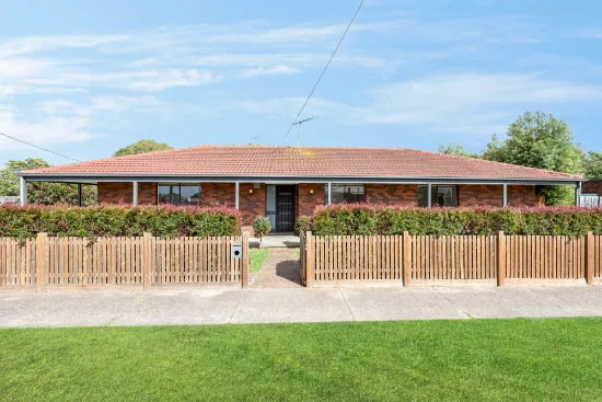 7 Fellmongers Road, Breakwater, Vic 3219