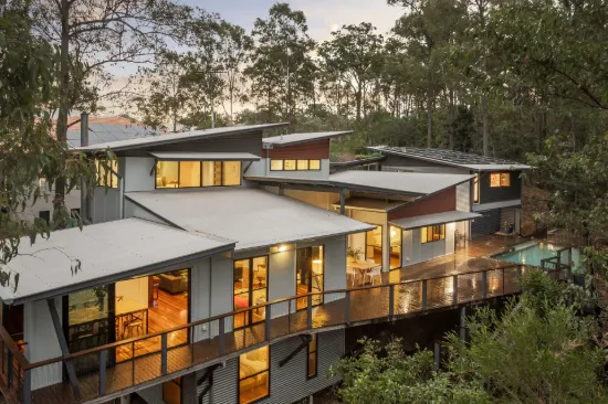 7 Fernbrook Close, Brookwater, Qld 4300