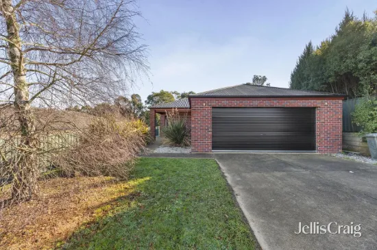 7 Ferndale Court, Mount Helen, Vic 3350