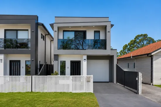 7 Fifth Ave, Canley Vale, NSW 2166