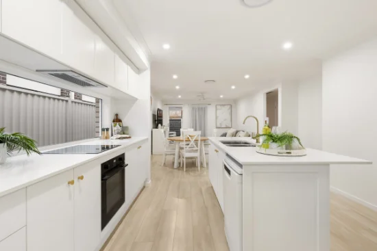 7 Glenthorne Street, Redland Bay, Qld 4165