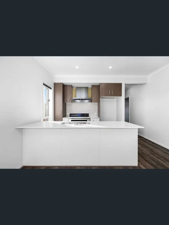 7 Gloss Street, Mambourin, Vic 3024
