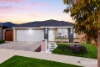 7 Hampshire Avenue, Rockbank, Vic 3335
