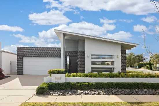 7 Helby Street, Harrison, ACT 2914