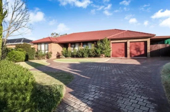 7 Hillcrest Drive, Westmeadows, Vic 3049