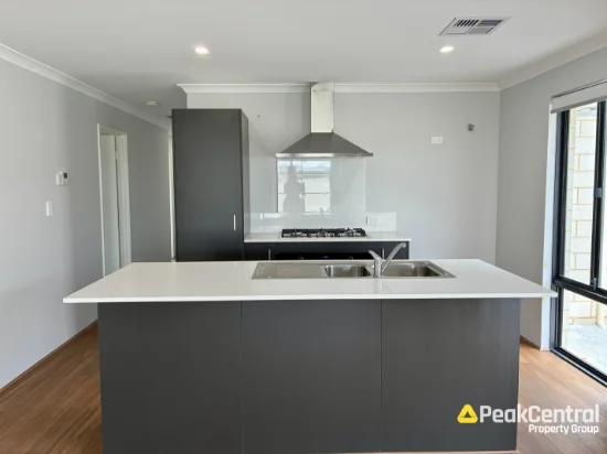 7 Iselin Road, Two Rocks, WA 6037