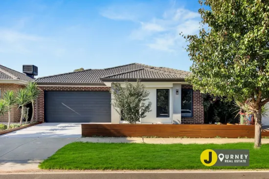 7 Jackwood Drive, Clyde North, Vic 3978
