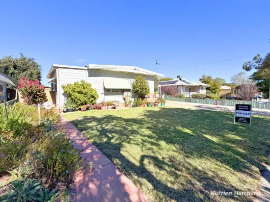 7 Jubilee Street, Merredin, WA 6415