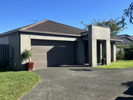 7 Kempsey Close, Fitzgibbon, Qld 4018