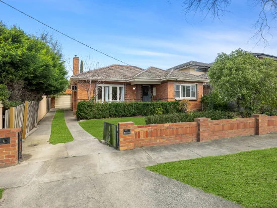 7 Kintore Crescent, Box Hill, Vic 3128