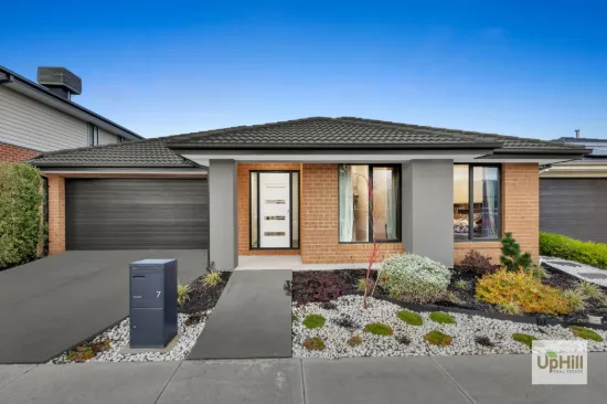 7 KOPICO STREET, Clyde, Vic 3978