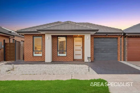 7 Kundram Street, Deanside, Vic 3336