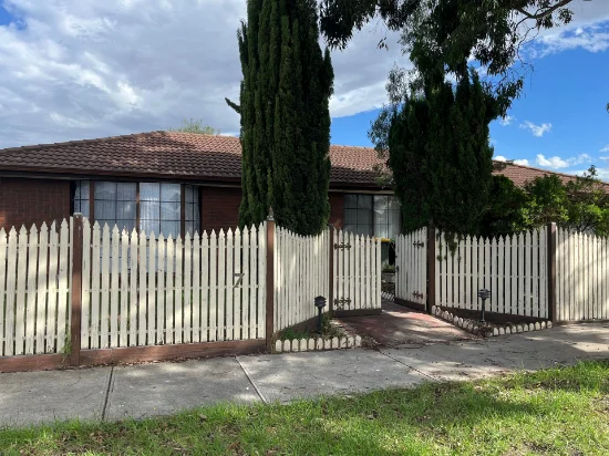 7 Lady Penrhyn Avenue, Mill Park VIC 3082-Image