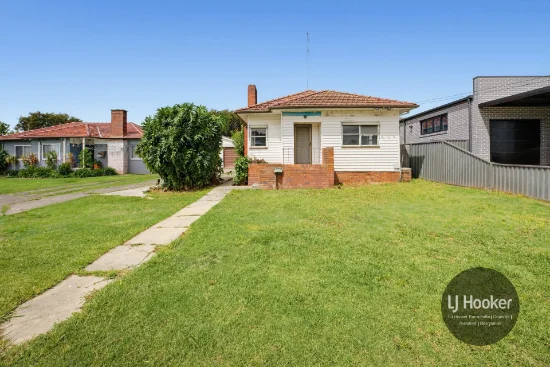 7 Lamb Crescent, Merrylands, NSW 2160 - For Sale
