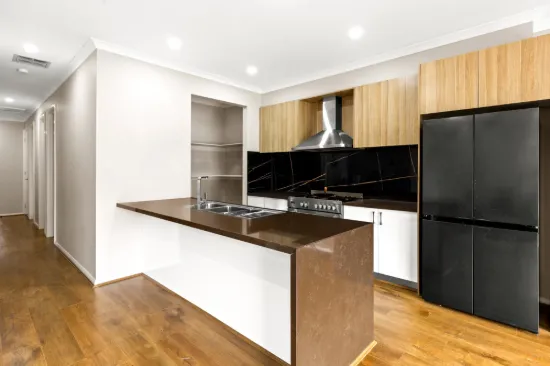 7 Latimer Street, Wyndham Vale, Vic 3024-Image