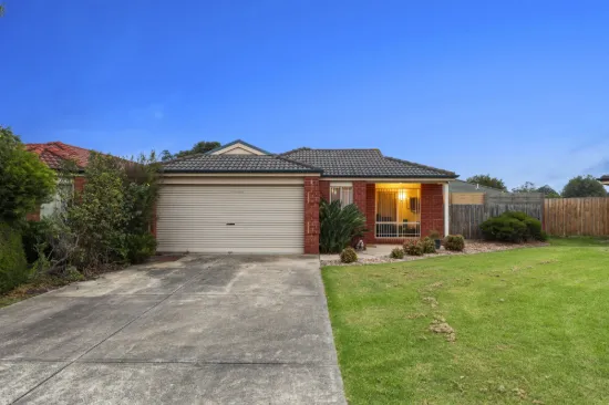 7 Lauren Square, Pakenham, Vic 3810