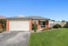 7 Lauren Square, Pakenham VIC 3810-Image
