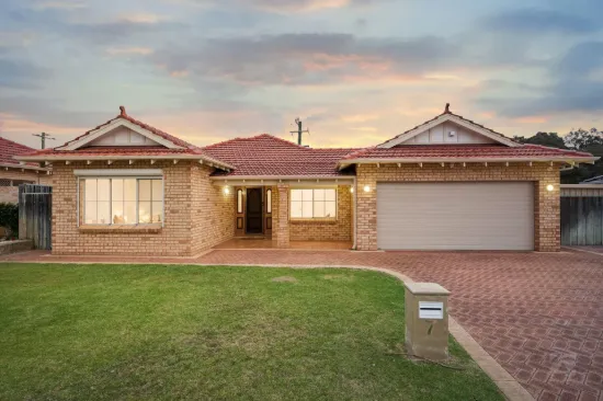 7 Lehmans Mews, Gwelup, WA 6018