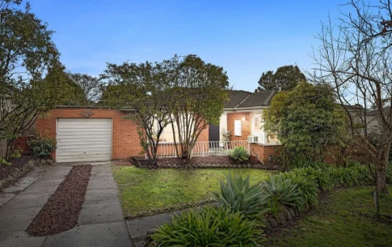 7 Leslie Grove, Ringwood North, Vic 3134