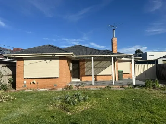 7 Lloyd Avenue, Epping, Vic 3076
