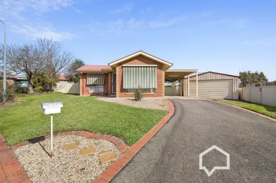 7 Lockwood Mews, Kangaroo Flat, Vic 3555