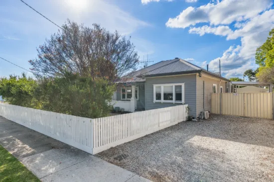 7 Loco Street, Seymour, Vic 3660