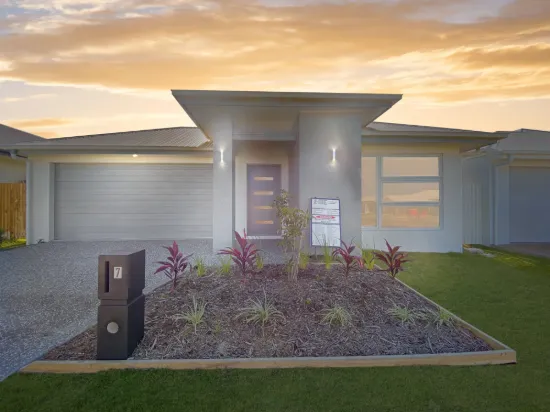7 Loncke Lane, Burdell, Qld 4818