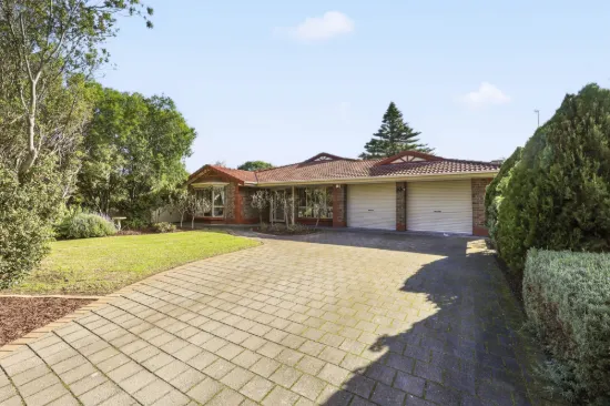 7 Lord Hobart Crescent, Encounter Bay, SA 5211