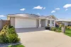 7 Lucinda Way, Eli Waters, Qld 4655