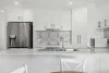 7 Lucinda Way, Eli Waters, Qld 4655-Image
