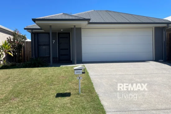 7 Mahogany Street, Burpengary, Qld 4505 - For Rent