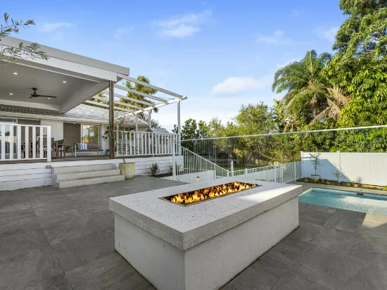 7 Maralinga Drive, Ashmore, Qld 4214 - Sold