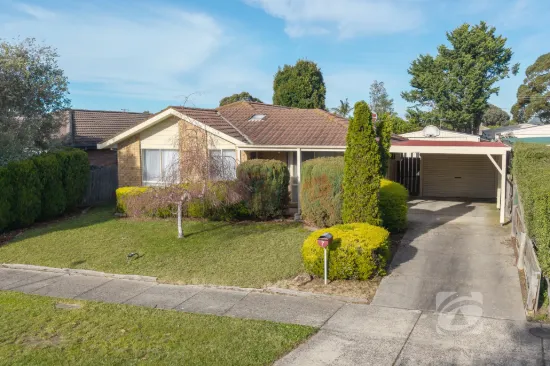 7 Martingale Place, Pakenham, Vic 3810