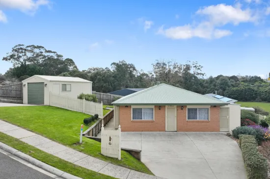 7 Mathew Court, Drouin, Vic 3818