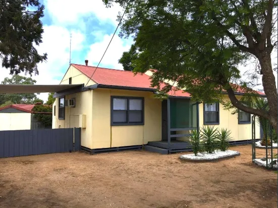 7 Meadow Crescent, Risdon Park, SA 5540