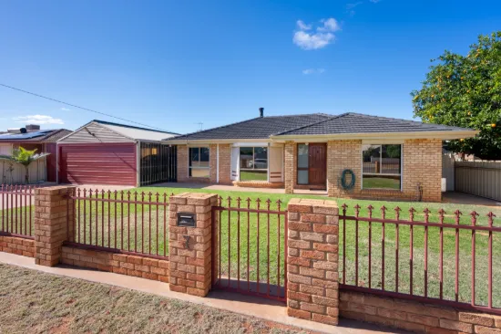 7 Meldrum Avenue, Kalgoorlie, WA 6430