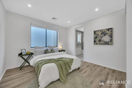 7 Mercury Avenue, Fraser Rise, Vic 3336-Image