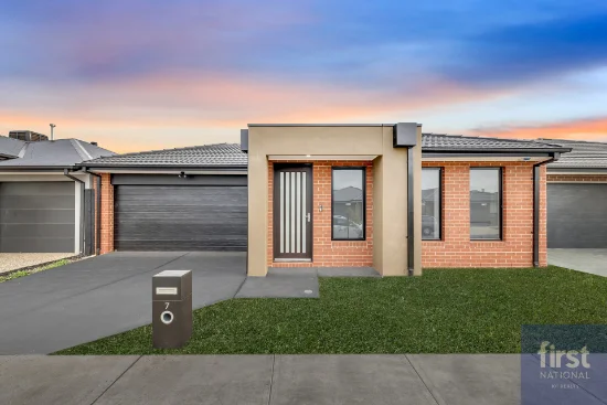 7 Merrick Road, Wyndham Vale, Vic 3024 - For Rent