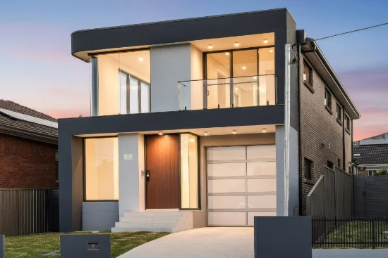 7 Mountview Avenue, Beverly Hills NSW 2209-Image