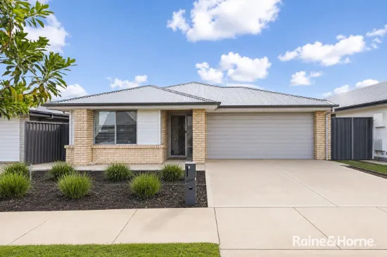 7 Nadine Street, Munno Para, SA 5115