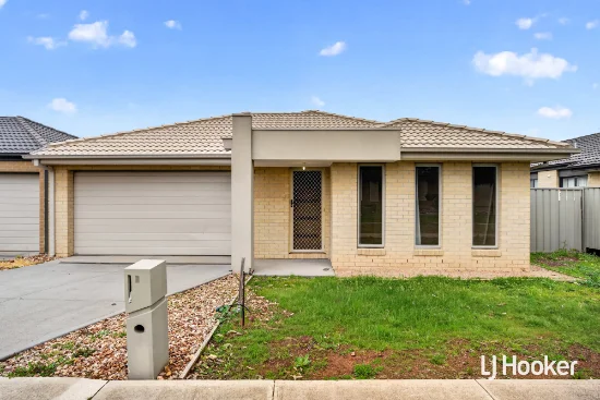 7 Nassella Close, Kurunjang, Vic 3337