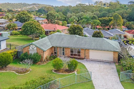 7 Navua Court, Pacific Pines, Qld 4211