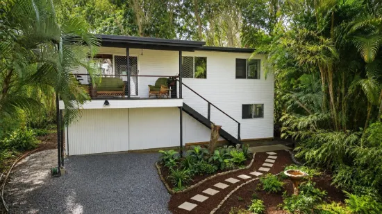 7 Noondoo Street, Macleay Island, Qld 4184