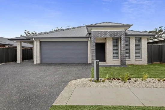 7 Ocean Point Avenue, Moonee Beach, NSW 2450