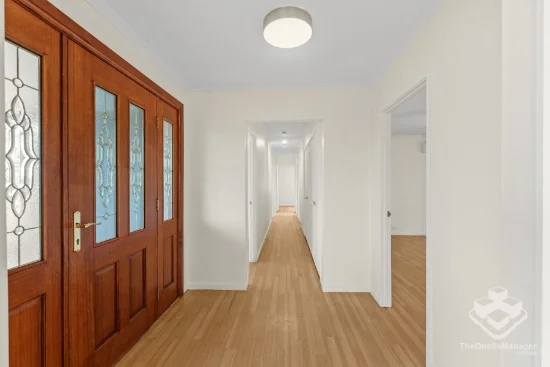 7 Oron Close, Westlake, Qld 4074
