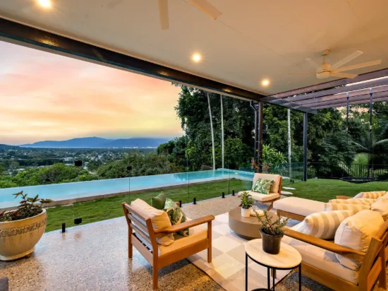7 Panoramic Place, Whitfield, Qld 4870